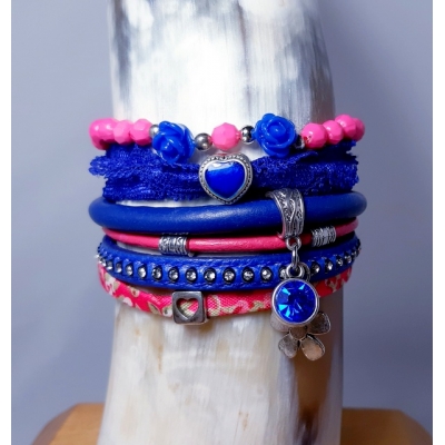 Kobalt blauw met fel roze Kobalt blauw met fel roze